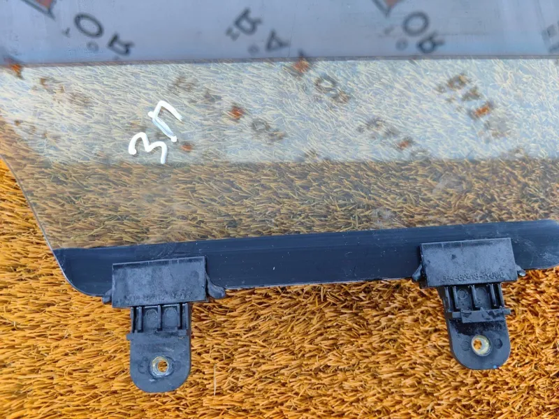 Стекло двери