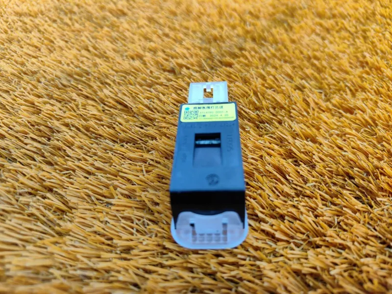 Плафон салона