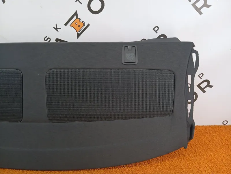 Полка багажника