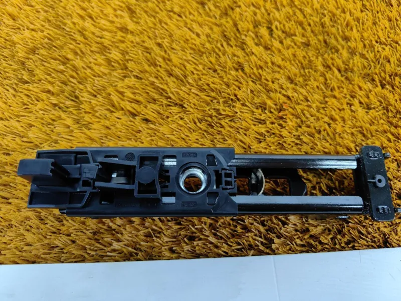 Механизм регулировки ремня безопасности