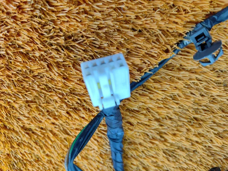 Проводка двери