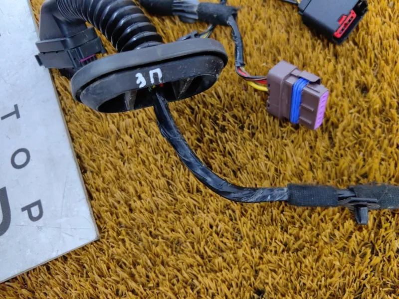 Проводка двери