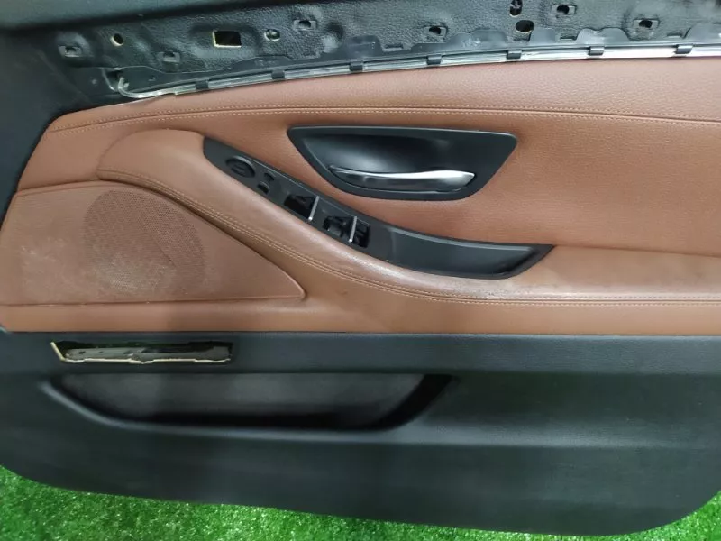 Обшивка двери BMW 5-Series 2012 51417273354 F10, передняя правая