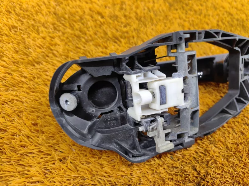 Ручка двери наружняя