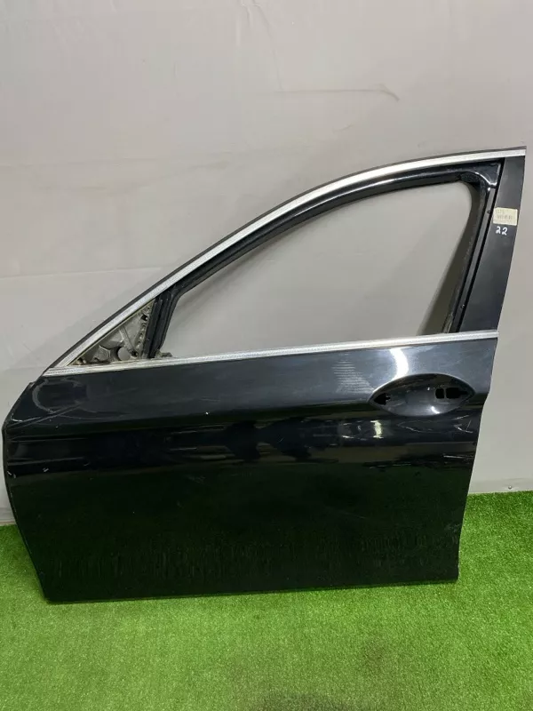 Дверь BMW 5-Series 2010 41007206107 F10, передняя левая