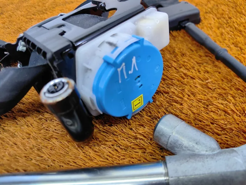 Ремень безопасности