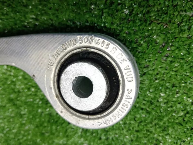 Стойка стабилизатора