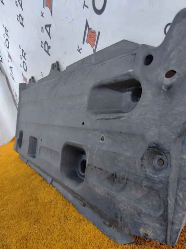 Защита днища кузова