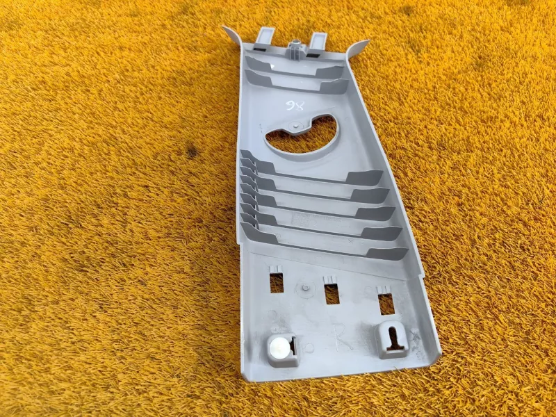 Обшивка стойки