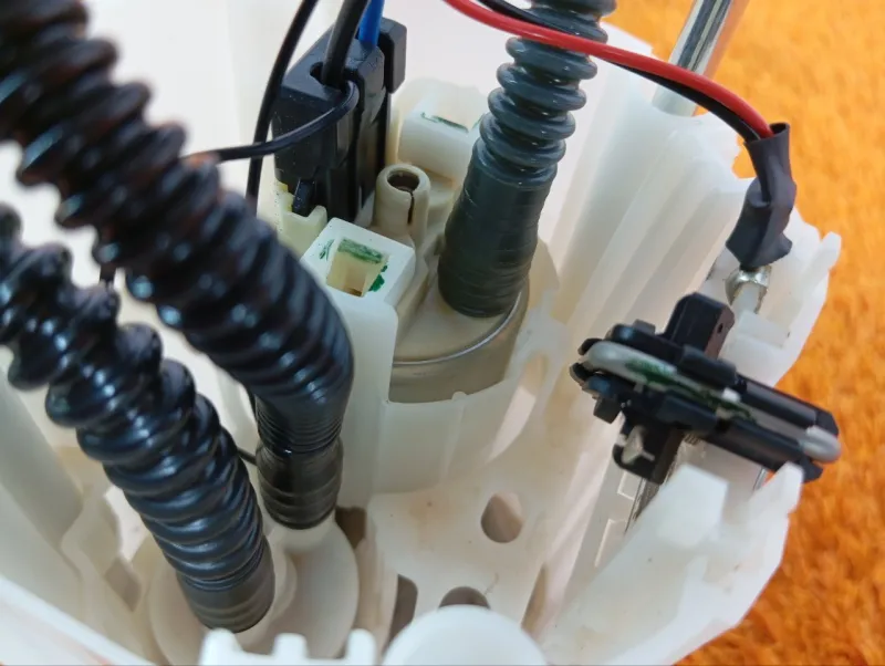 Бензонасос