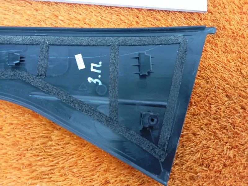 Накладка двери