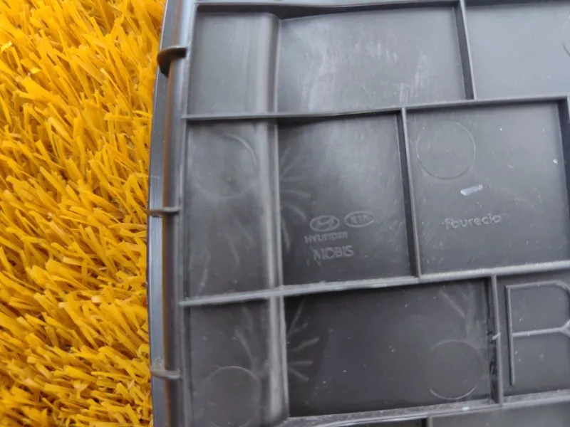 Накладка на торпедо