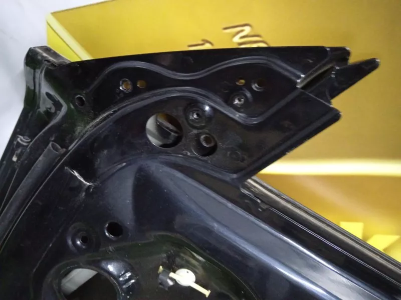 Дверь Audi A4 2009 8K0831052J B8, передняя правая