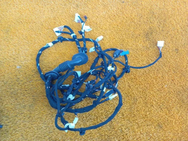 Проводка крышки багажника