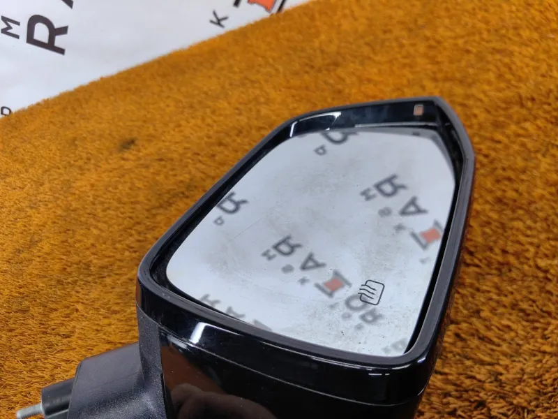 Зеркало боковое