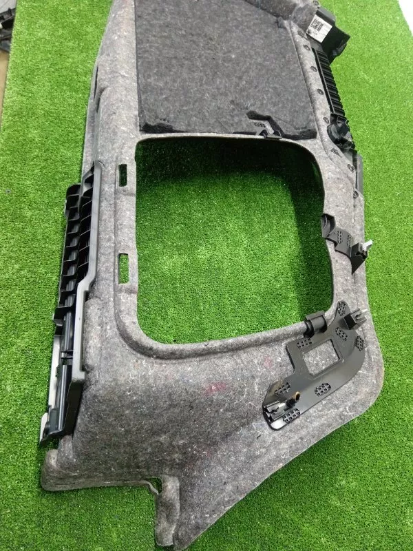 Обшивка багажника