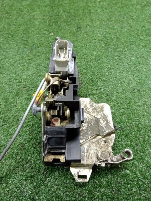 Замок двери