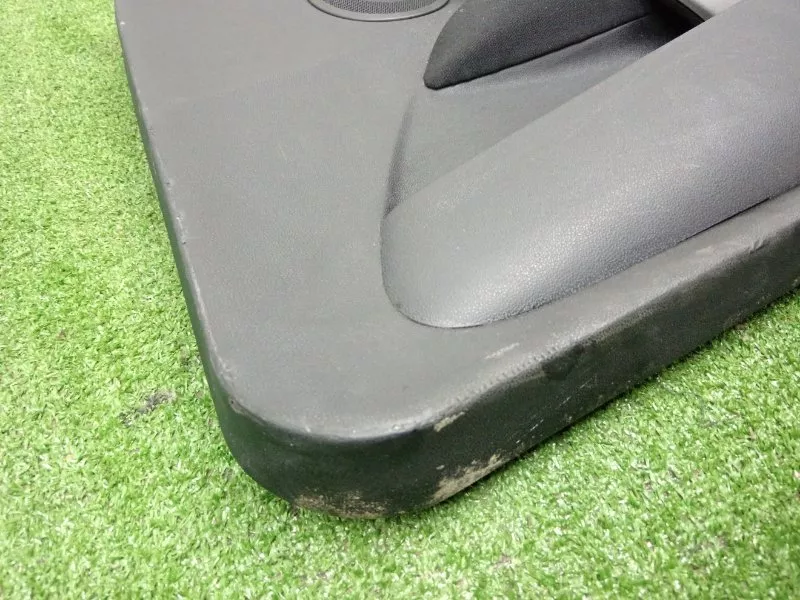 Обшивка двери BMW 1-Series 2004 51417133300 E87, передняя правая