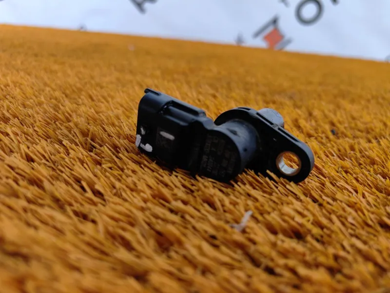 Датчик положения распредвала