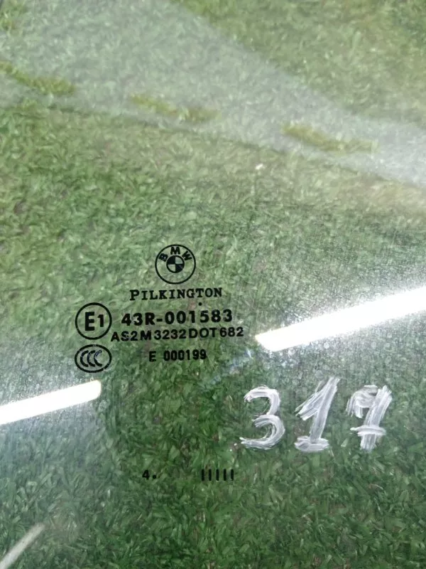 Стекло двери BMW 1-Series 2004 51357067793 E87, заднее левое