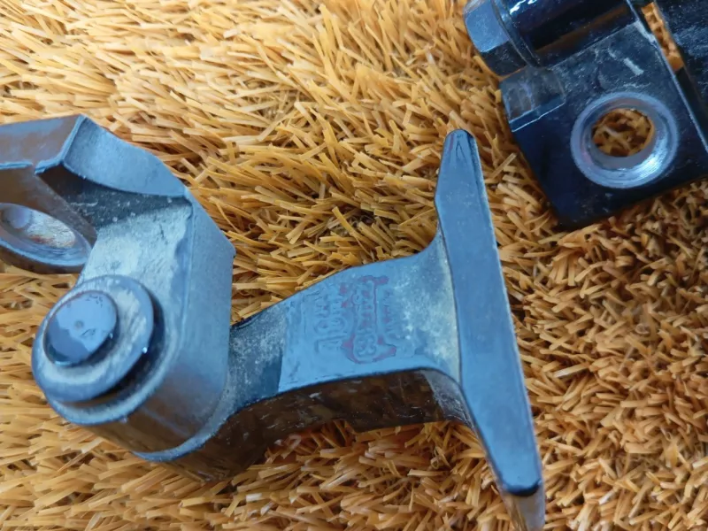 Петля двери BMW X3 2018 41007495991 G01 B47, задняя левая