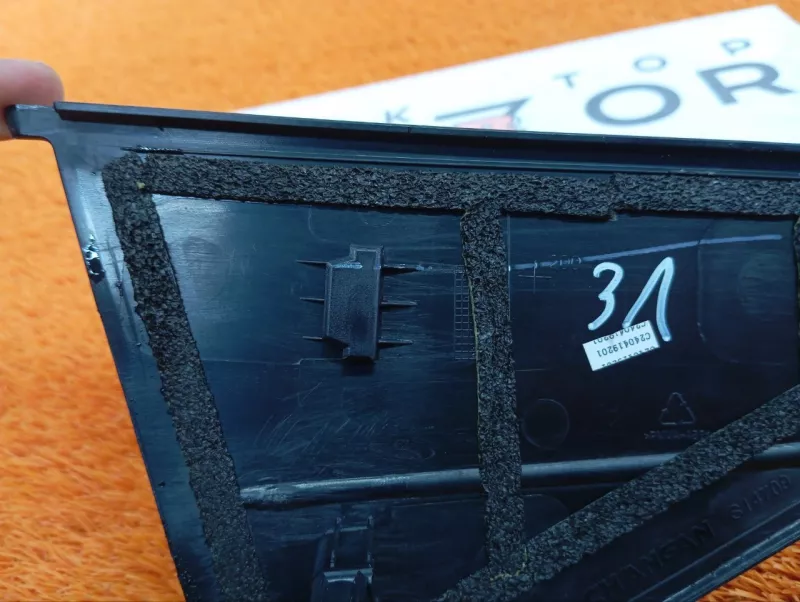 Накладка двери