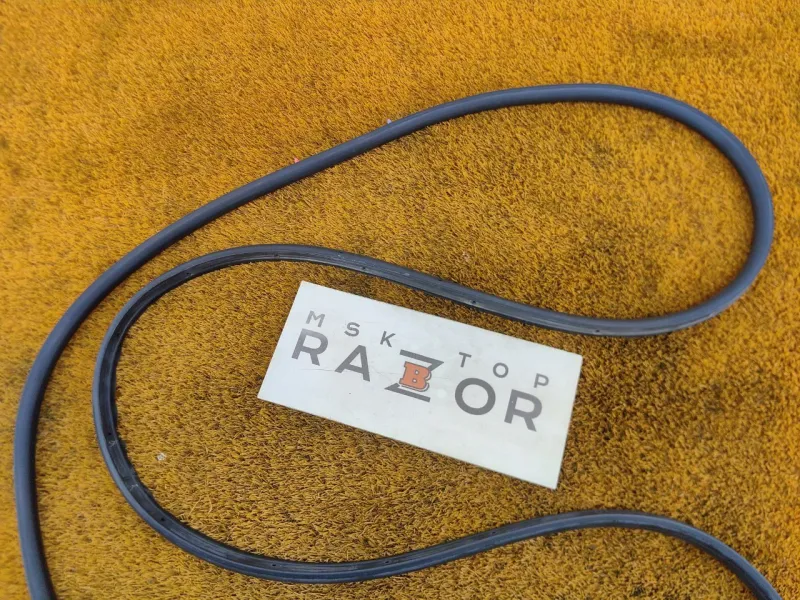 Уплотнитель двери