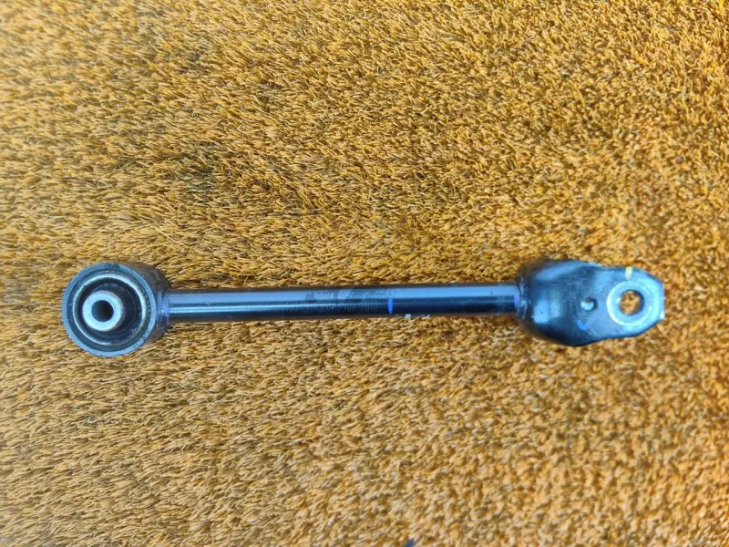 Рычаг подвески