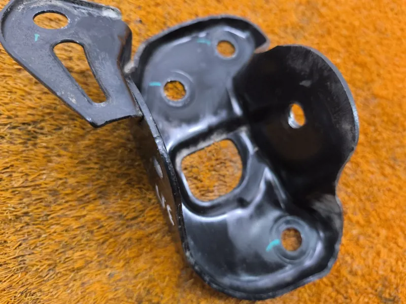 Кронштейн балки