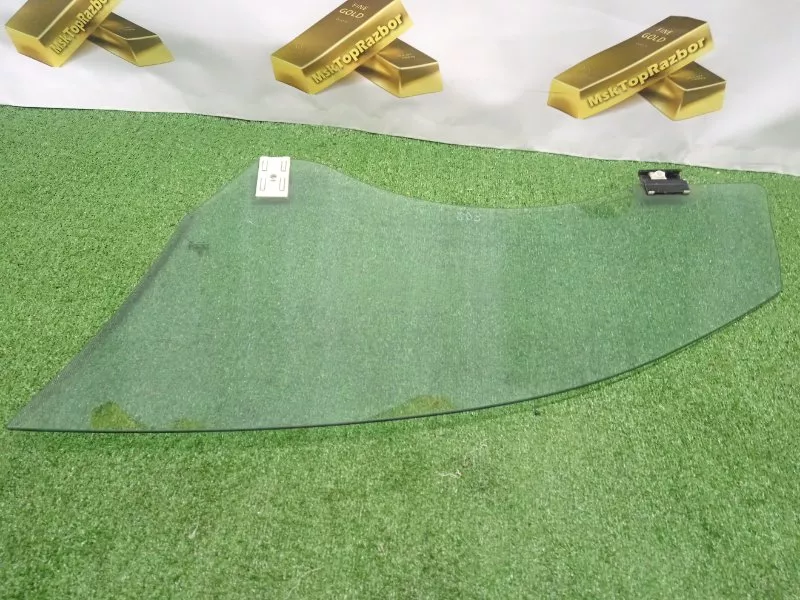 Стекло двери BMW 6-Series 2005 51337009710 E63/E64, переднее правое