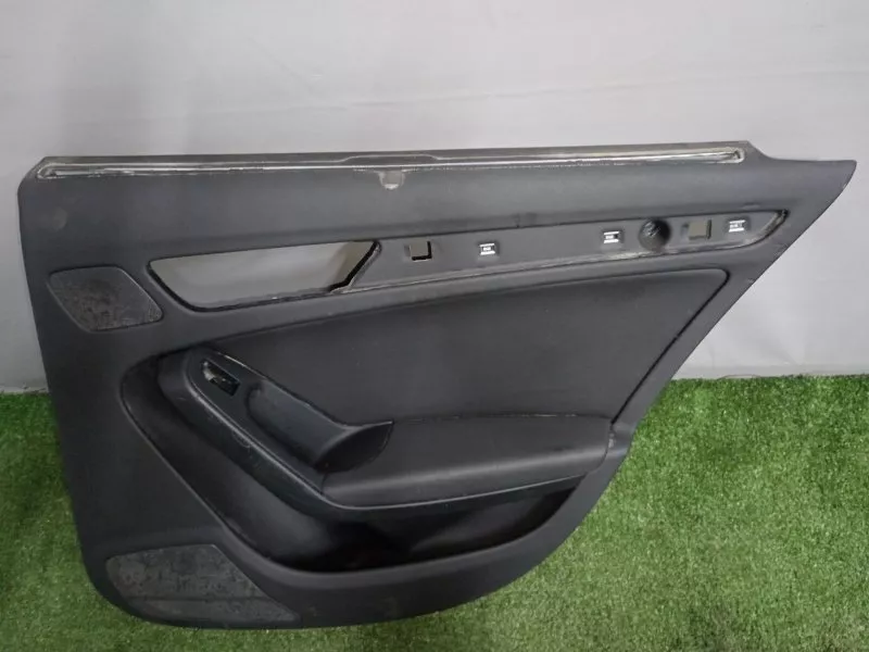 Обшивка двери Audi A4 2012 8K0867304G B8, задняя правая
