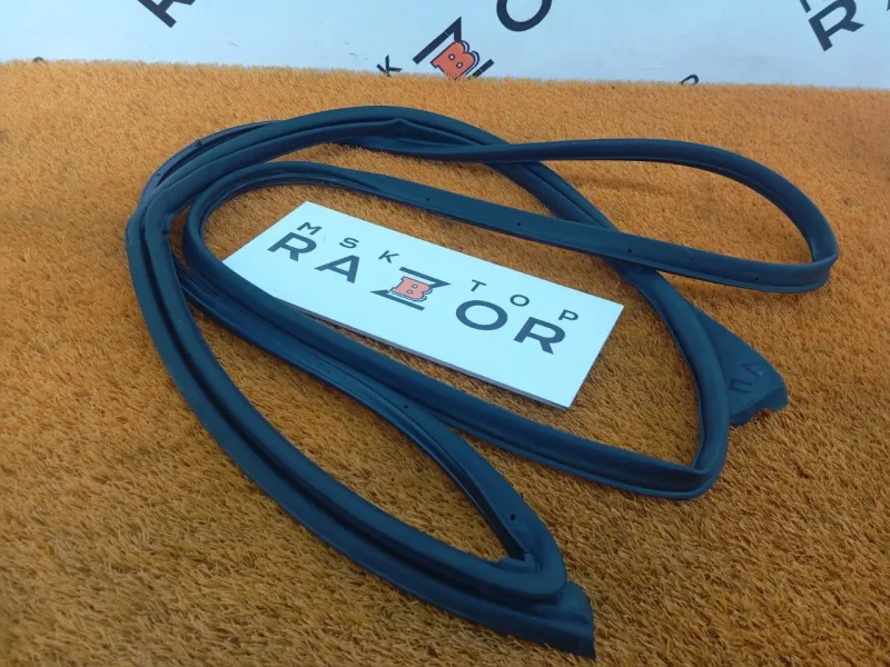 Уплотнитель двери