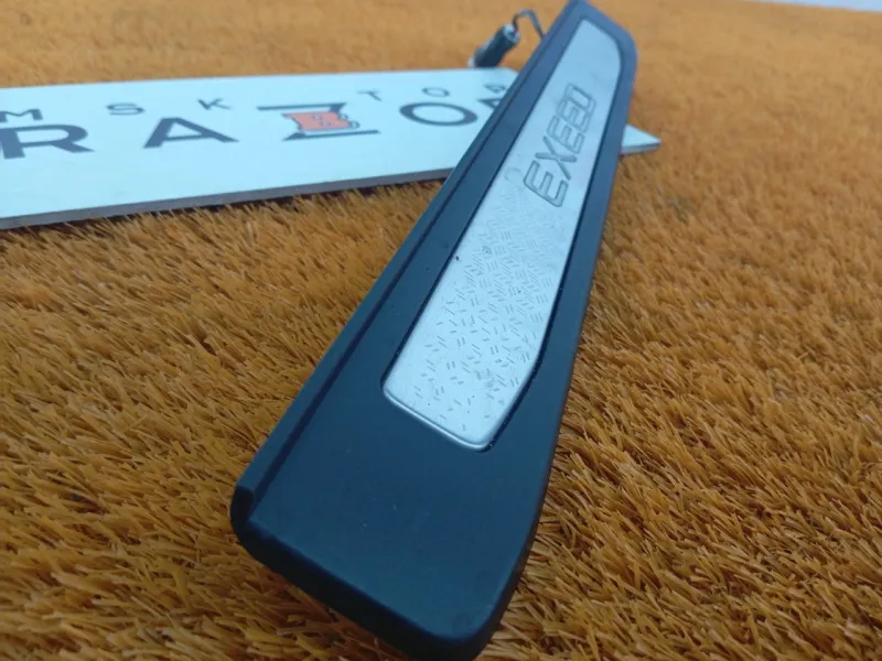 Накладка порога