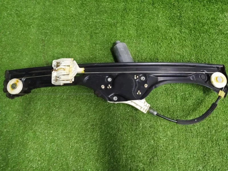 Стеклоподъемник BMW X5 2007 51357166381 E70, задний левый