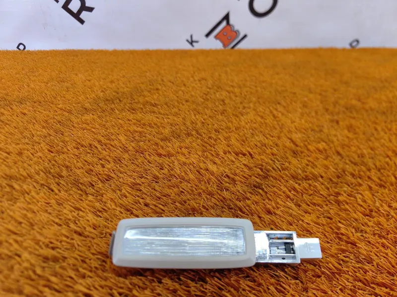 Плафон салона