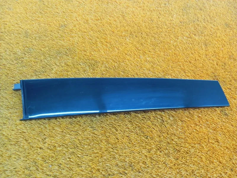 Молдинг двери