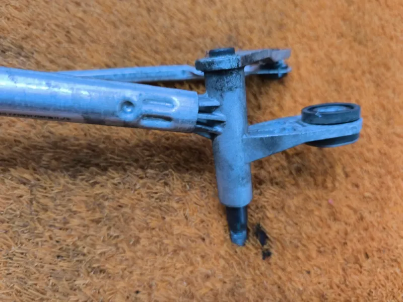 Трапеция дворников