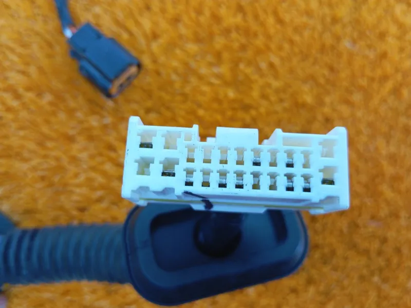 Проводка двери