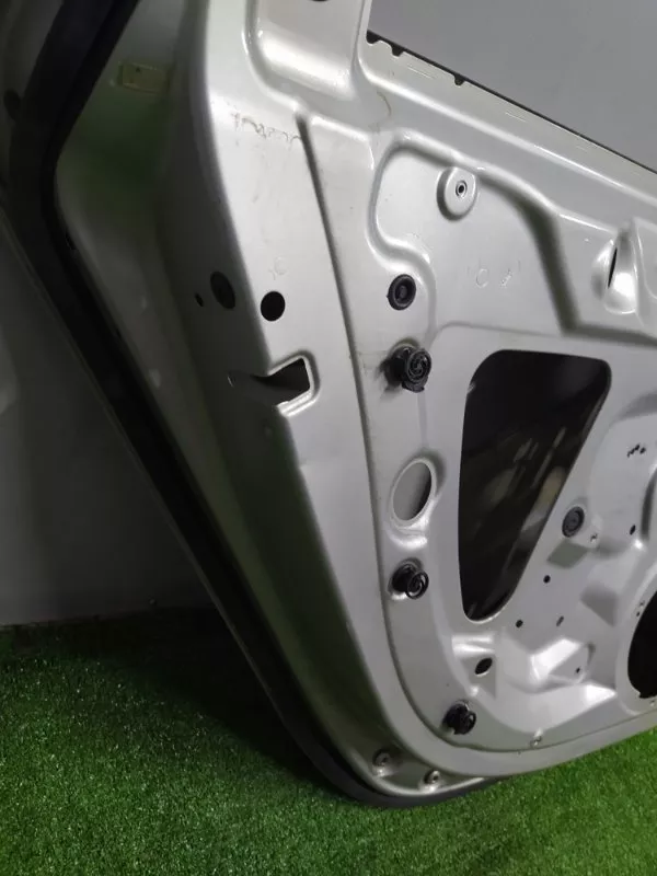 Дверь Audi A4 2011 8K5833051D B8, задняя левая