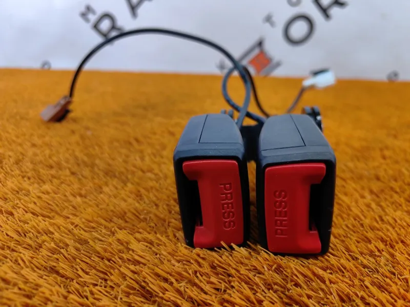 Замок ремня безопасности