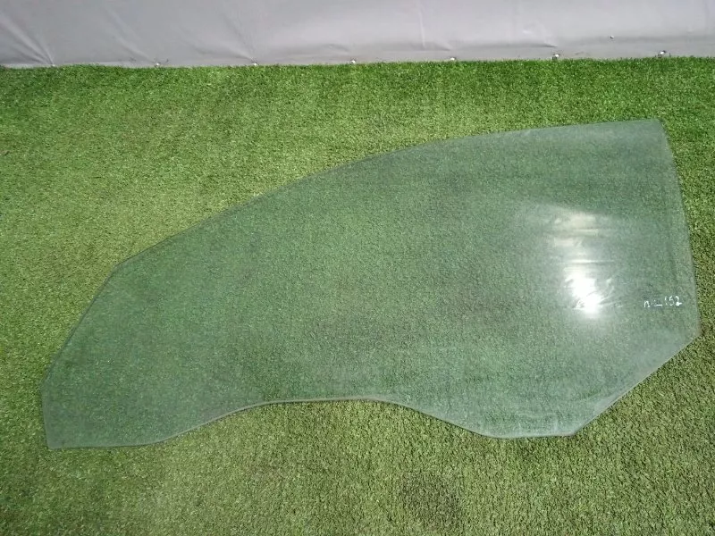 Стекло двери BMW 5-Series 2006 51337110633 E60, переднее левое