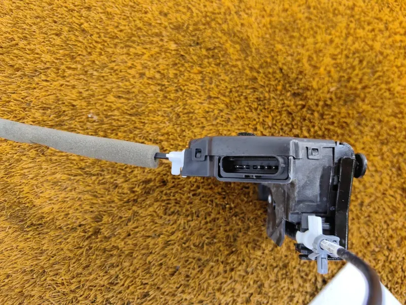 Замок двери