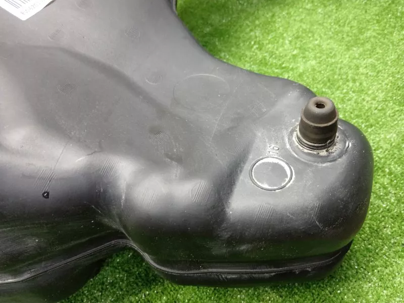 Бак топливный