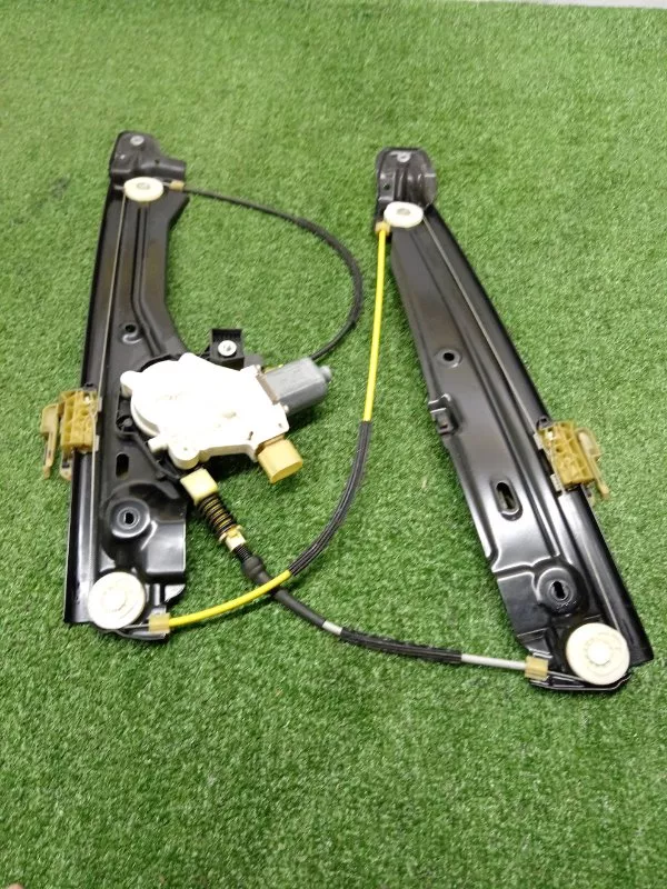 Стеклоподъемник BMW 7-Series 2010 51337182106 F02, передний правый