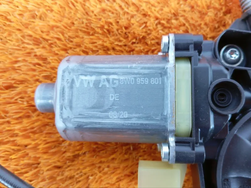 Стеклоподъемник