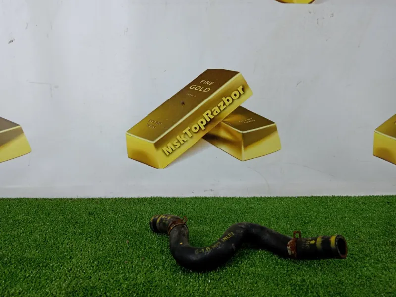 Патрубок радиатора