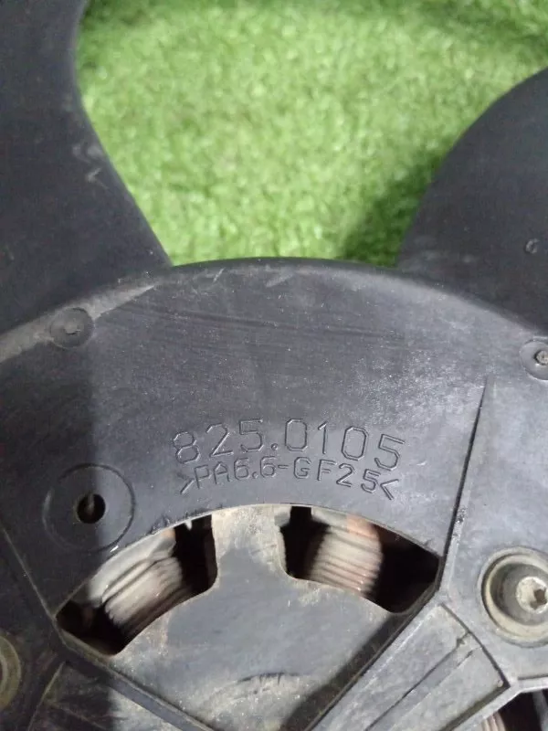 Вентилятор Радиатора BMW X1 2011 67327588974 E84 N47D20C 75397700