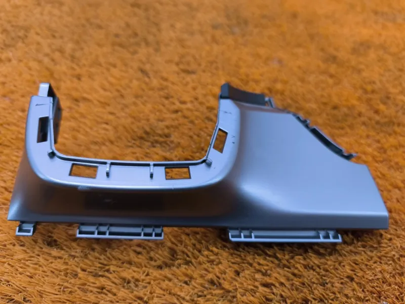 Декоративная накладка торпедо