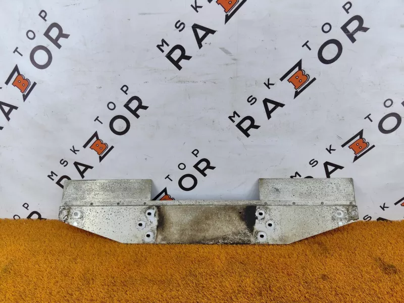 Кронштейн кузова