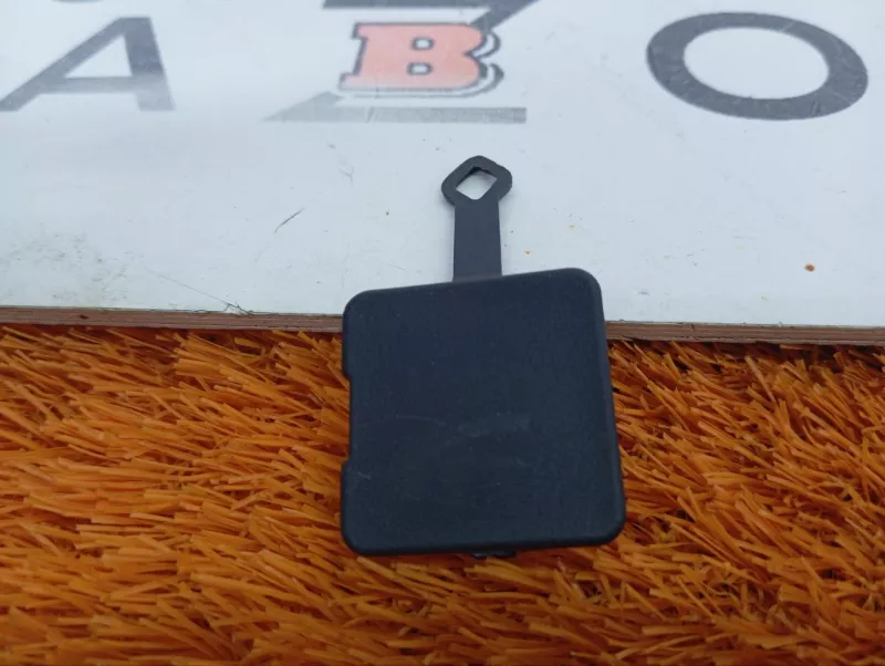 Заглушка бампера